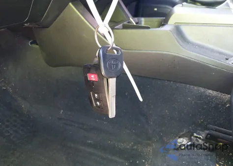 2018 Toyota Tacoma Trd Sport z USA, uszkodzony, nr VIN 3TMCZ5AN2JM149535